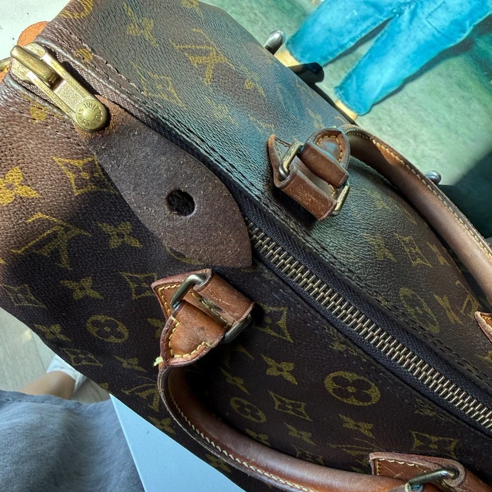 Louis Vuitton classic louis